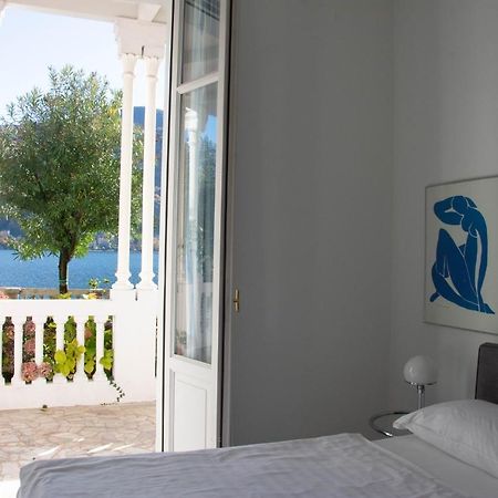 Residence Ville Lago Lugano Porto Ceresio Exterior photo