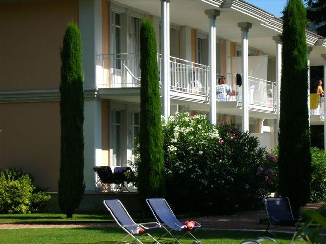 Residence Ville Lago Lugano Porto Ceresio Exterior photo